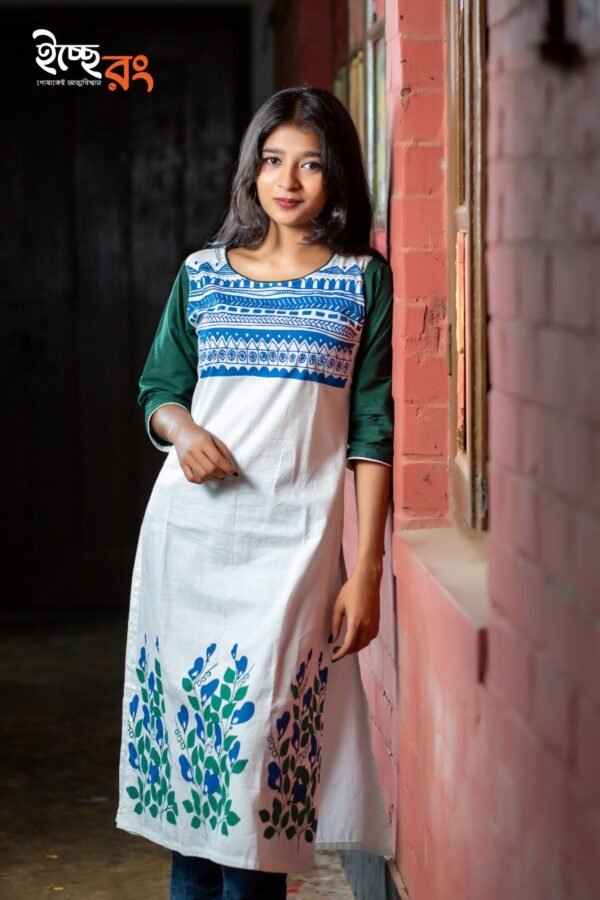 Aparajita Kurti